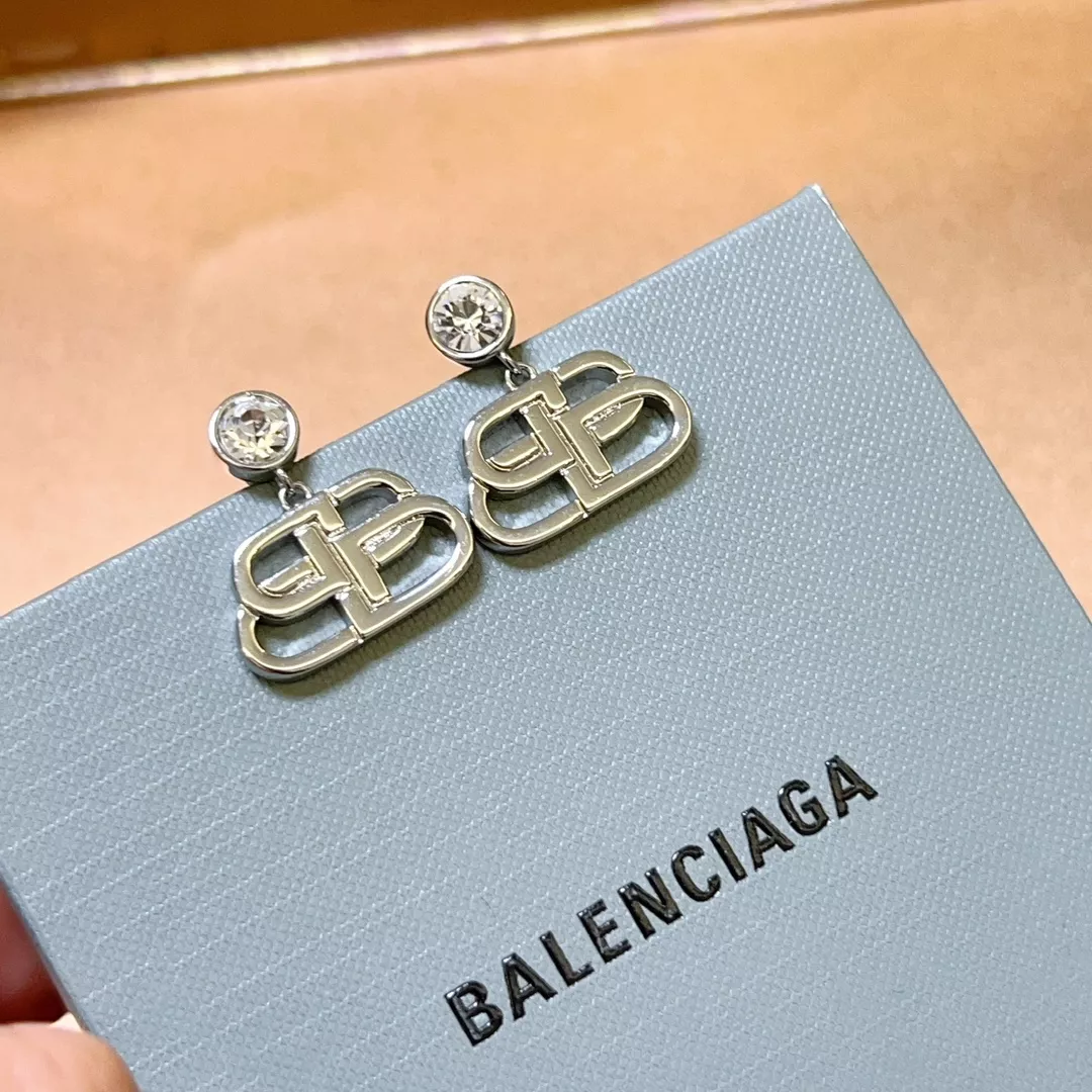 balenciaga boucles doreilles pour femme s_12b03623